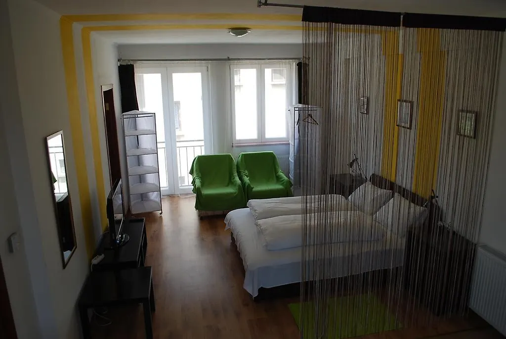 Szentmihalyi 22 Apartman Apartment Budapesta